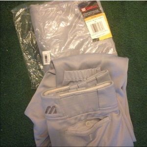 Wilson Men’s size medium baseball pants qty 2